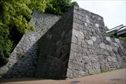 欅門跡かた見た西大砲台石垣