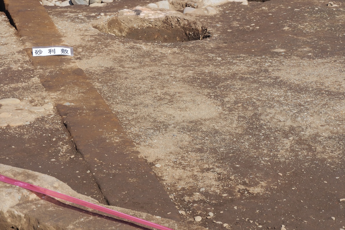 砂利敷遺構(江戸時代か)
